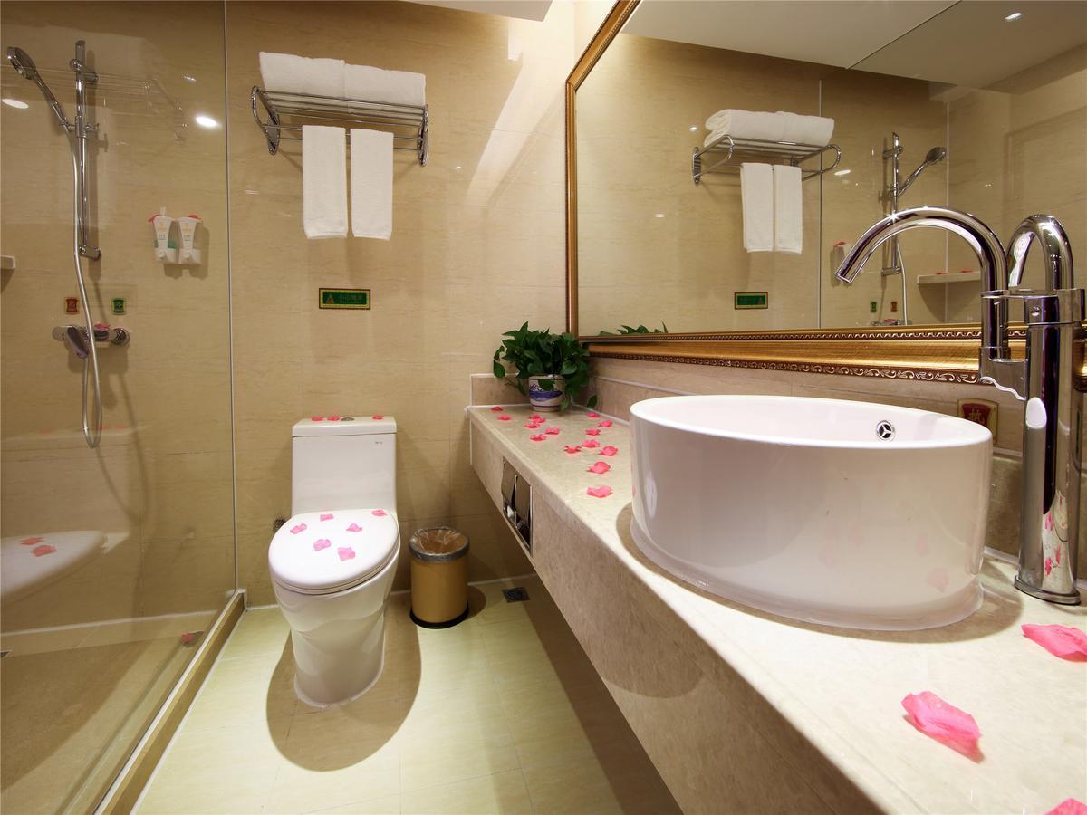 Vienna International Hotel Shenzhen Diwang South Bao'An Road Exterior photo