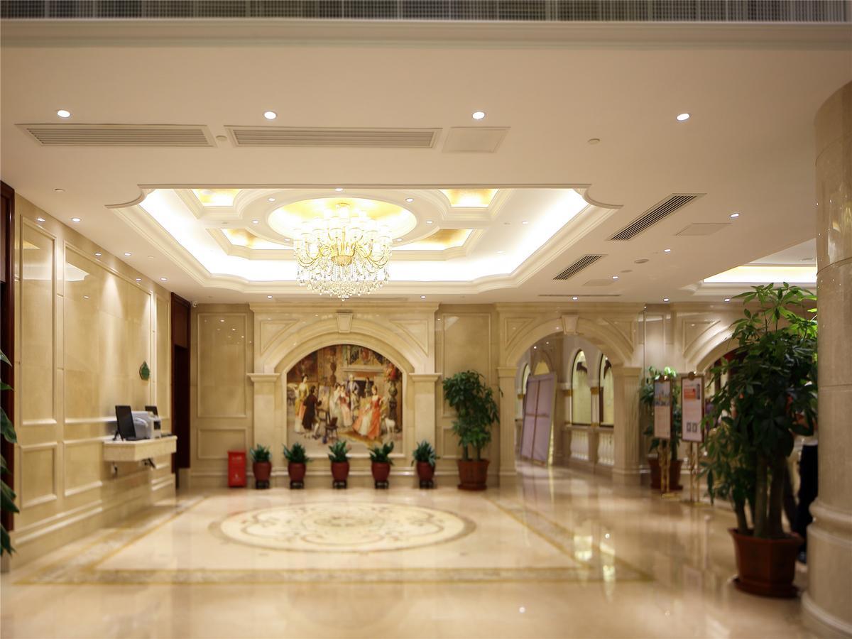 Vienna International Hotel Shenzhen Diwang South Bao'An Road Exterior photo