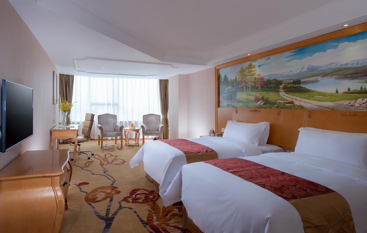 Vienna International Hotel Shenzhen Diwang South Bao'An Road Exterior photo